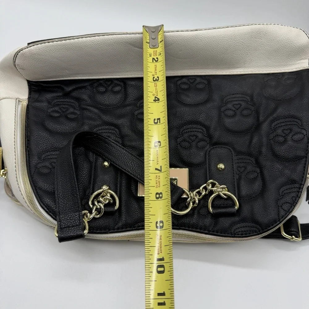 Betsy Johnson Large Skull Boss Bucket Bag or Skullicious Bag‎ No Hang Charm